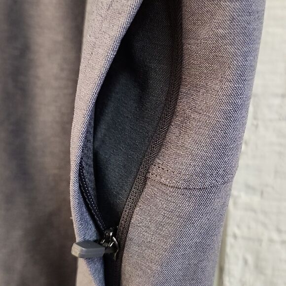 ALL IN MOTION Men's Zippered Side Pockets Gray Elastic Waist Shorts Activewea XL - Picture 2 of 9